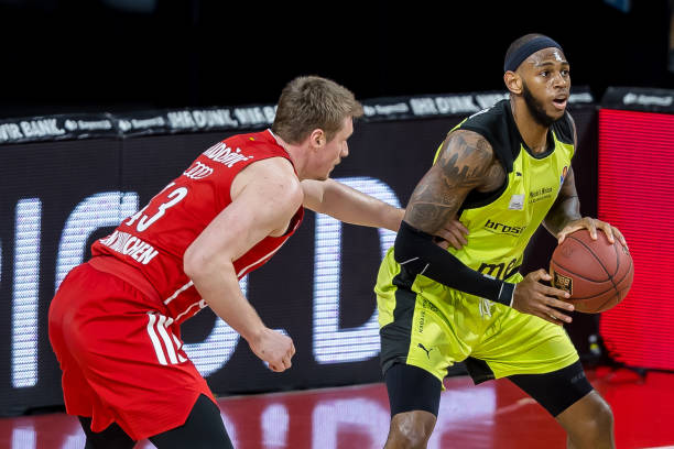 队未来的发 队未来的发