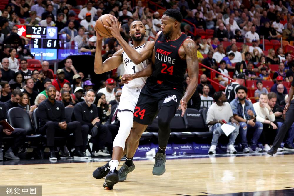 询问了年轻 询问了年轻