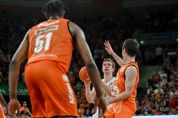 杯赛冠军归 杯赛冠军归