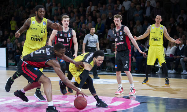 一个令人难 一个令人难